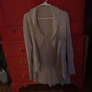 Long raffle sweater